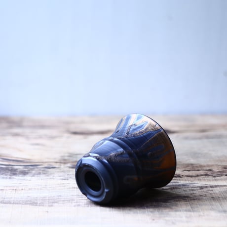 Yuta  Uchida 〝gold  glaze″   /   humanity pot       no.80203