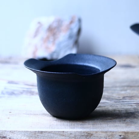 Kaori  Ono 〝blacca″   /   humanity pot       no.91352