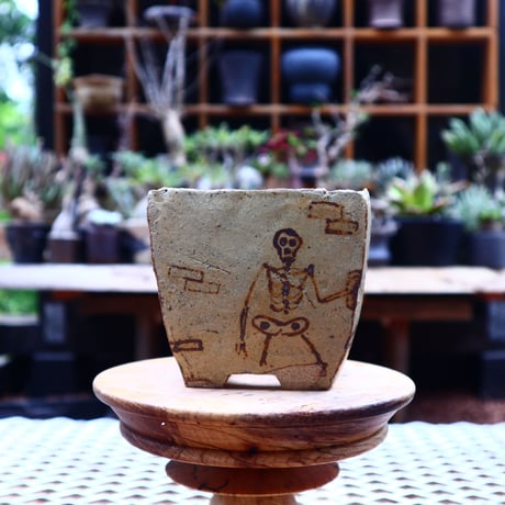 Andrew  Gemrich  〝calavera″   /   humanity pot     no.510