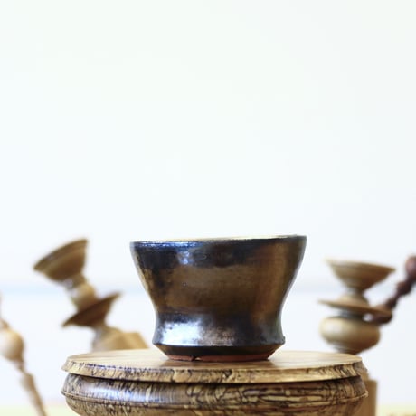 HUM / humanity pot     no.625-25
