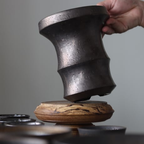 Atsushi Funakushi / black iron / humanity pot     no.512-49