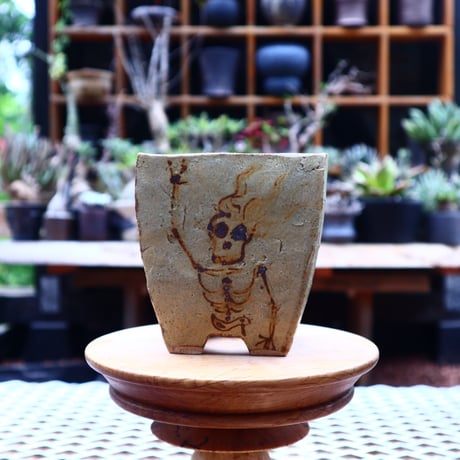Andrew  Gemrich  〝calavera″   /   humanity pot     no.504