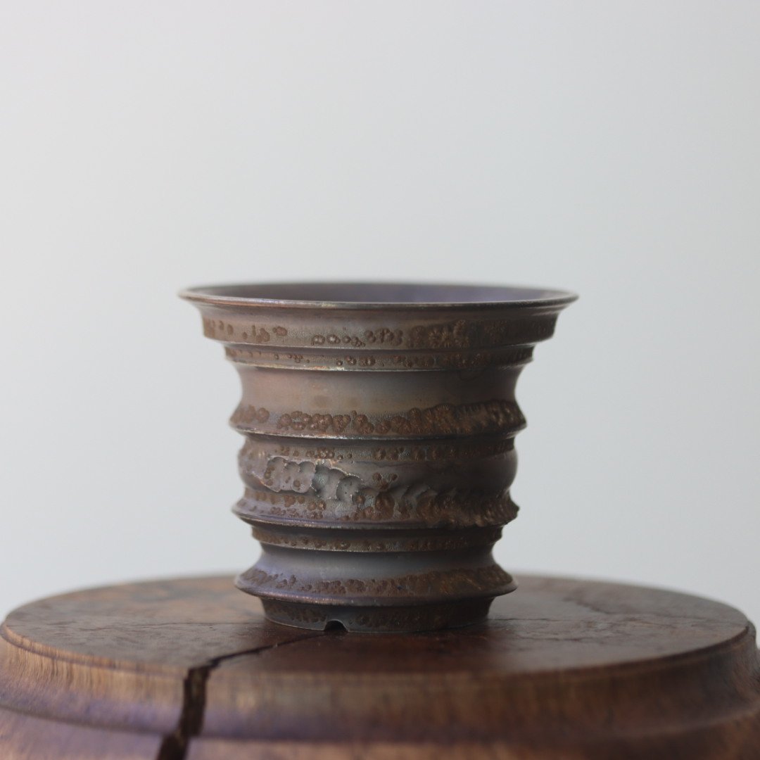 たけろうポット　シマ　テツ たけろうポット/ シマ / テツ no.1222-113 | 芽の巣山