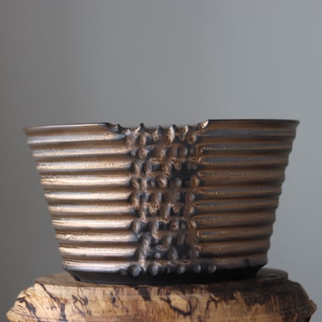 Yuta Uchida / gold rust melt / humanity pot     no.512-80