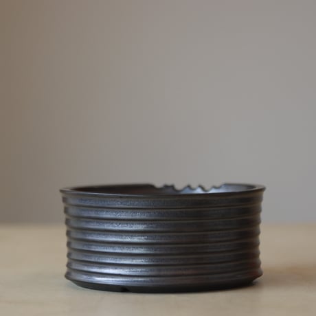 Yuta Uchida / black glaze melt (4.5号鉢)  no.330-46