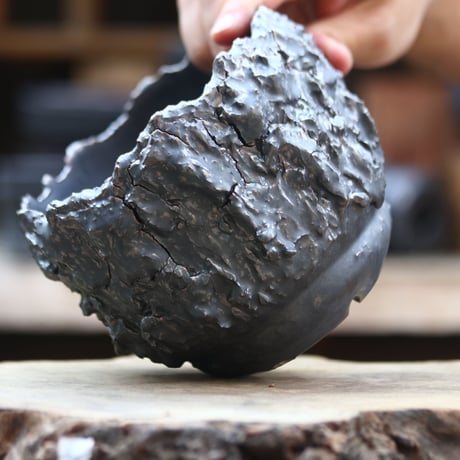 Yuta  Uchida 〝black  rust″ / humanity pot   no.32414