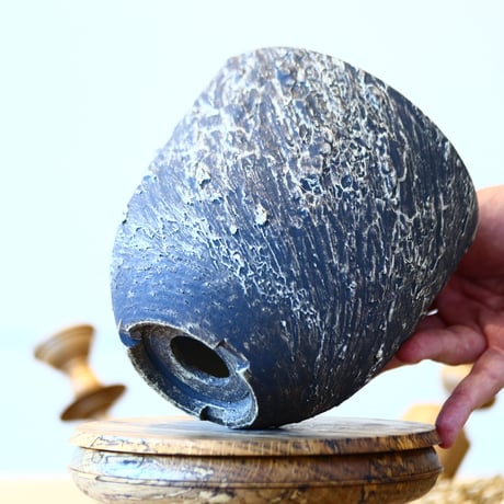 Masato Akutsu〝graffito″ / humanity pot    no514-Am1