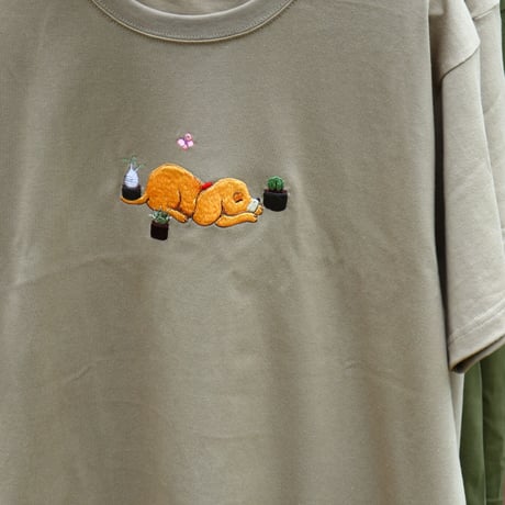 humanity×MENOSYAMA 【poorpatch T-shirt】PUPPYDOG (サンドカーキ)    予約販売