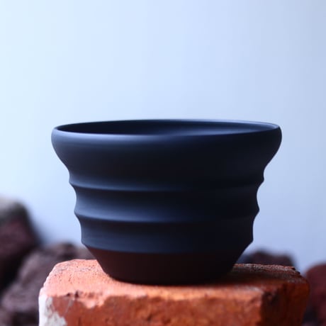 Yuta  Uchida 〝black  clay″   /   humanity pot       no.510-48