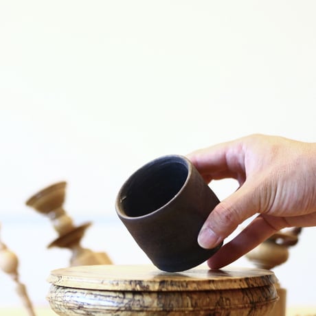 HUM / humanity pot     no.625-07