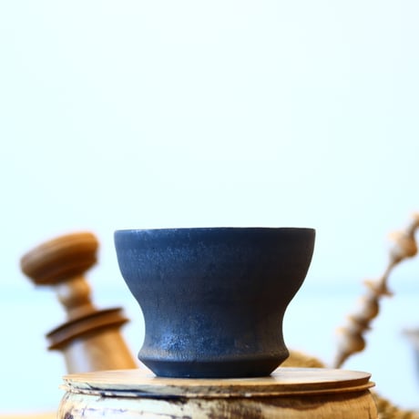 HUM / humanity pot     no.114-3