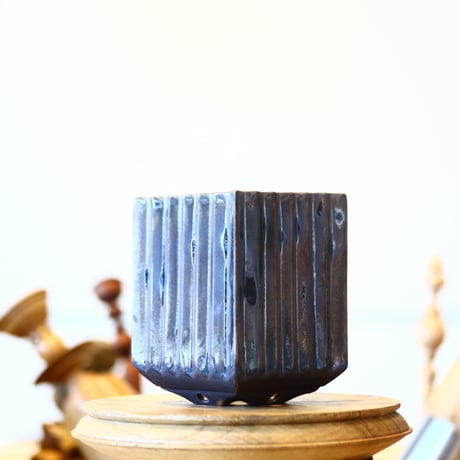 soso/礎礎 / Square (rectangle) / Meta / M     no.528/64
