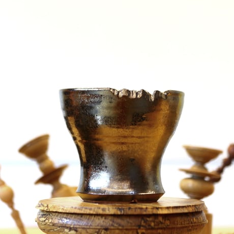 HUM / humanity pot     no.625-115