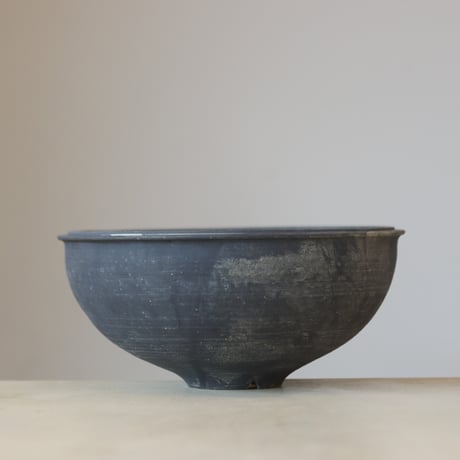 Yuta Uchida / black clay (8号鉢)  no.330-19