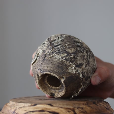 Masato Akutsu〝graffito″ / humanity pot    no.609-76