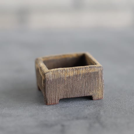 芽の巣山　陶器鉢　未使用品 CATEGORY 小鉢 | 芽の巣山