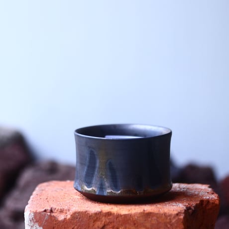 Yuta  Uchida 〝gold  glaze  mini″   /   humanity pot       no.510-66