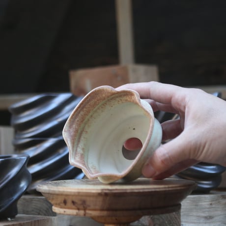 P&A ceramic ware / spiral pot 　no.108-111