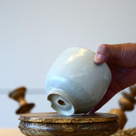 Masato Akutsu〝white glaze″ / humanity pot    no514-Am10