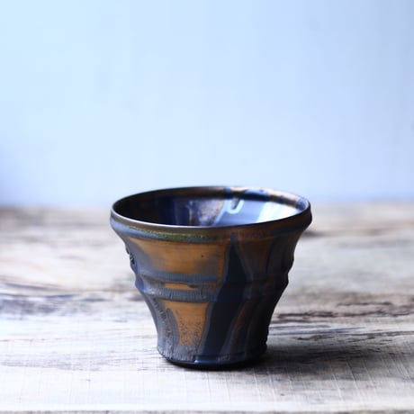 Yuta  Uchida 〝gold  glaze″   /   humanity pot       no.80236