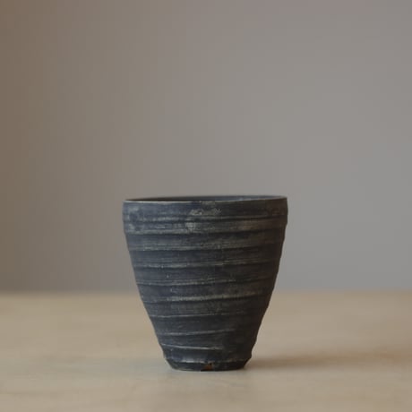 Yuta Uchida / black clay (3号鉢)  no.330-34