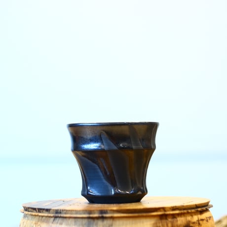Yuta Uchida / black glaze / humanity pot    no.1231-1