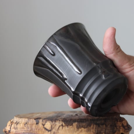 Yuta Uchida / black glaze / humanity pot     no.512-70