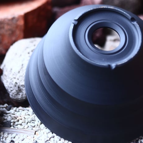 Yuta  Uchida 〝black  clay″   /   humanity pot       no.510-8