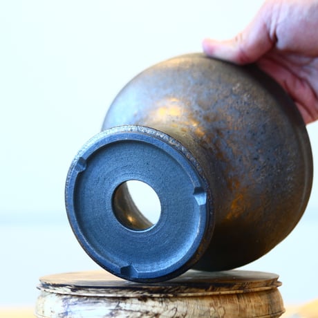 Kazuhiro Arima〝ouro″ / humanity pot    no813-27