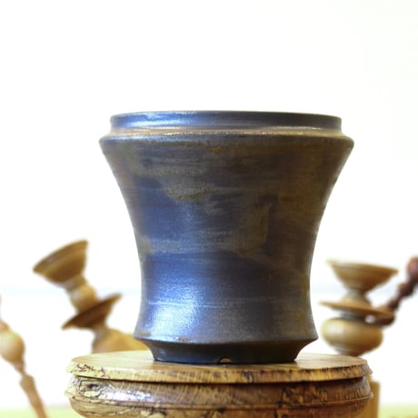 HUM / humanity pot     no.625-129