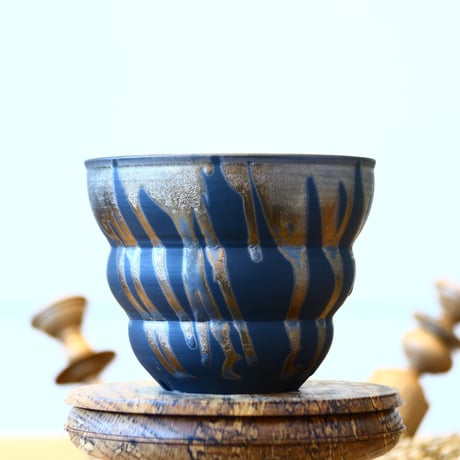 Yuta Uchida〝gold glaze″ / humanity pot    no514-U2