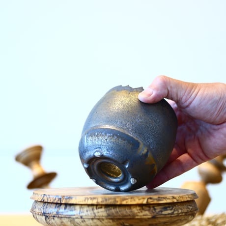 Yuta Uchida〝gold rust″ / humanity pot    no514-U56