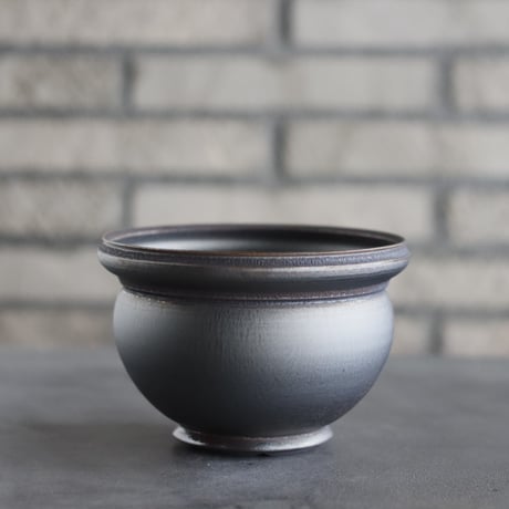 CATEGORY 5号鉢 | 芽の巣山