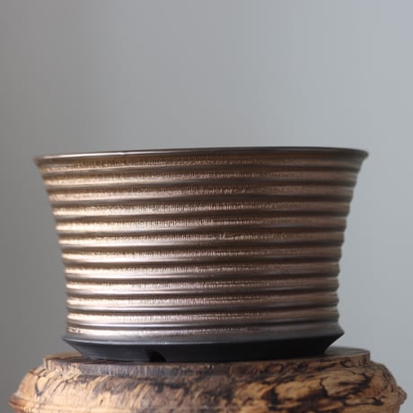 Yuta Uchida / gold rust melt / humanity pot     no.512-82