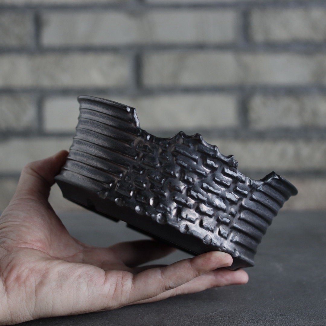 Yuta Uchida / black glaze melt / humanity (5.5