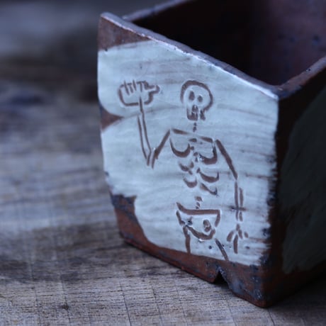 Andrew  Gemrich  〝calavera″   /   humanity pot       no.91312
