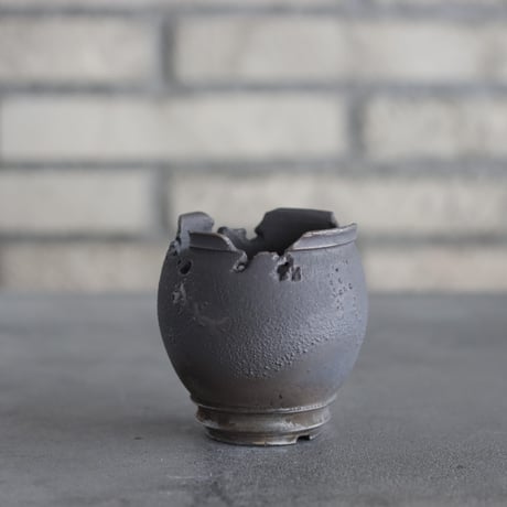 takero pot / mushikui / 炭化焼成 (2.5号)  no.531-107