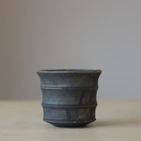 Yuta Uchida / black clay (3号鉢)  no.330-31