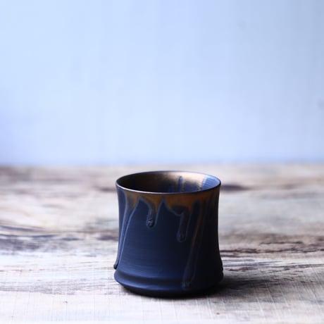 Yuta  Uchida 〝gold  glaze″   /   humanity pot       no.80213