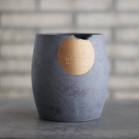 芽の巣山　陶器鉢　未使用品 CATEGORY 5号鉢 | 芽の巣山