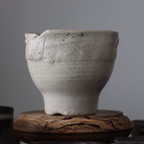 Mie Maeda / blanco / humanity pot    no.512-22