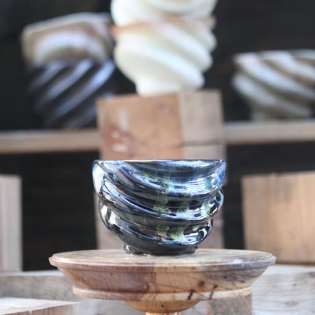 P&A ceramic ware / spiral pot 　no.108-106