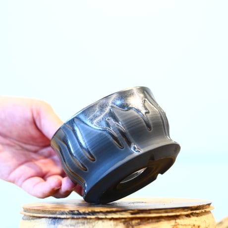 Yuta Uchida / black glaze / humanity pot    no.1231-15