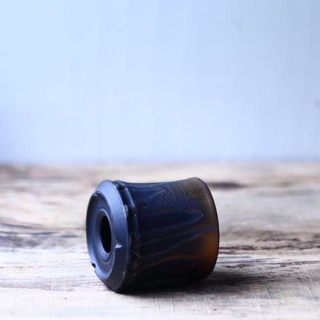 Yuta  Uchida 〝gold  glaze″   /   humanity pot       no.80213