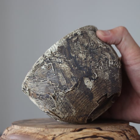 Masato Akutsu〝graffito″ / humanity pot    no.609-85
