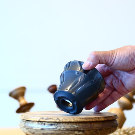Yuta Uchida〝black glaze″ / humanity pot    no514-U33