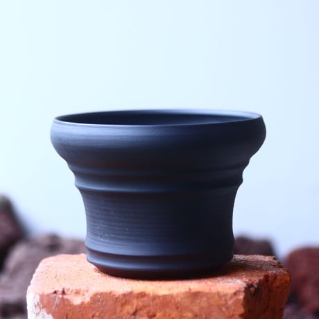 Yuta  Uchida 〝black  clay″   /   humanity pot       no.510-23