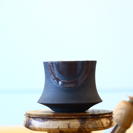 Kazuhiro Arima〝crypto″ / humanity pot    no813-98