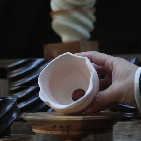 P&A ceramic ware / spiral pot 　no.108-108