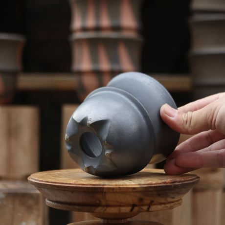 HUM / humanity pot    no.115-189